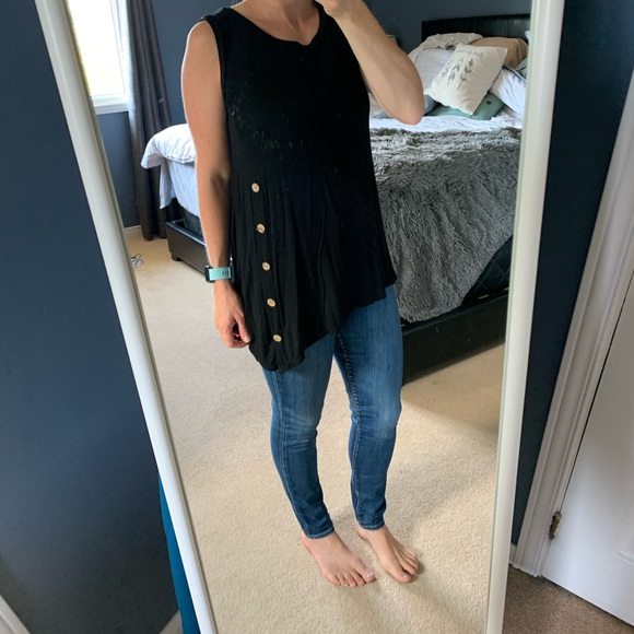 A-Line Tank with button details - Picture 2 of 4